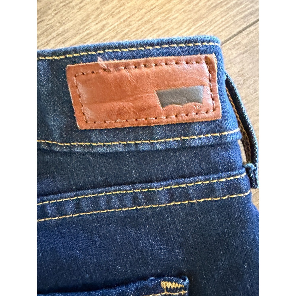 Levis Bold Curve Straight Leg Jeans Modern Rise Dark Wash Denim Size 33 Womens - Picture 3 of 8